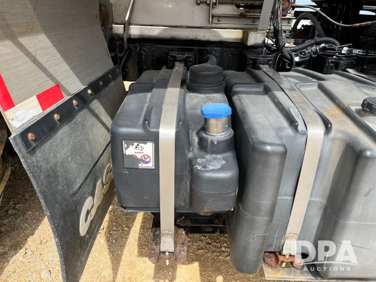 2015-case-ih-titan-4530-image-54