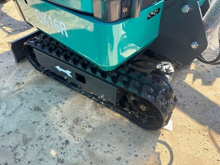 unused-cfg-qk16r-excavator-image-6