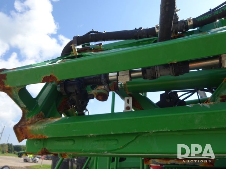 2019-john-deere-f4365-image-91