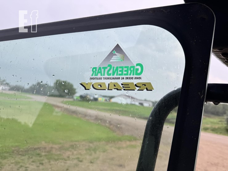 2006-john-deere-9760-sts-image-37