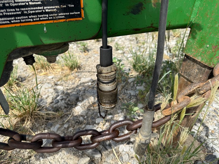 john-deere-1900-image-12