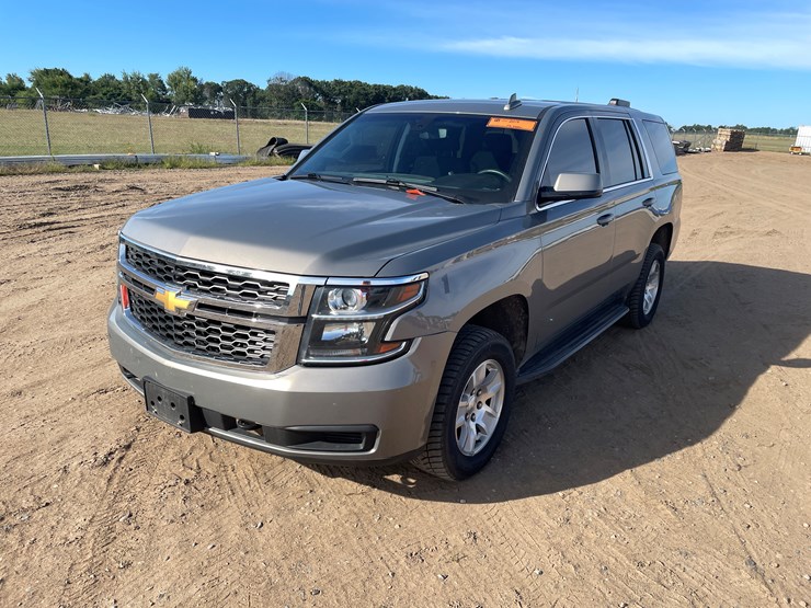 2019-chevrolet-tahoe-image-1