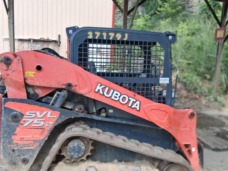 kubota-svl75-2-image-1