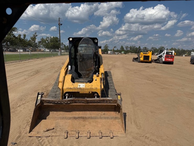 caterpillar-301.5-image-31