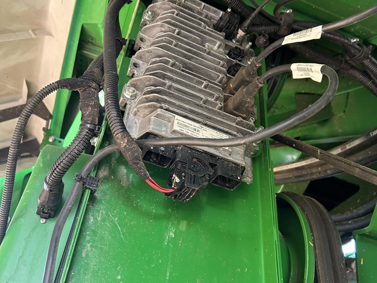 2021-john-deere-s790-image-66
