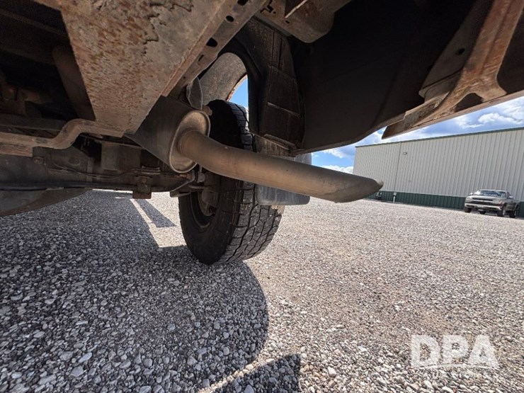 2016-dodge-ram-2500-image-36