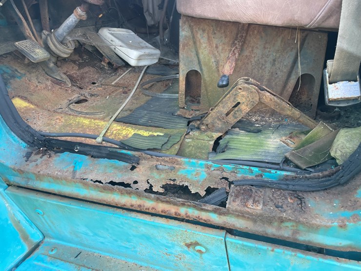 #280-•-#24138-•-inop-1971-ford-t/a-single-cab-auger-truck-n80fvl70713-image-27