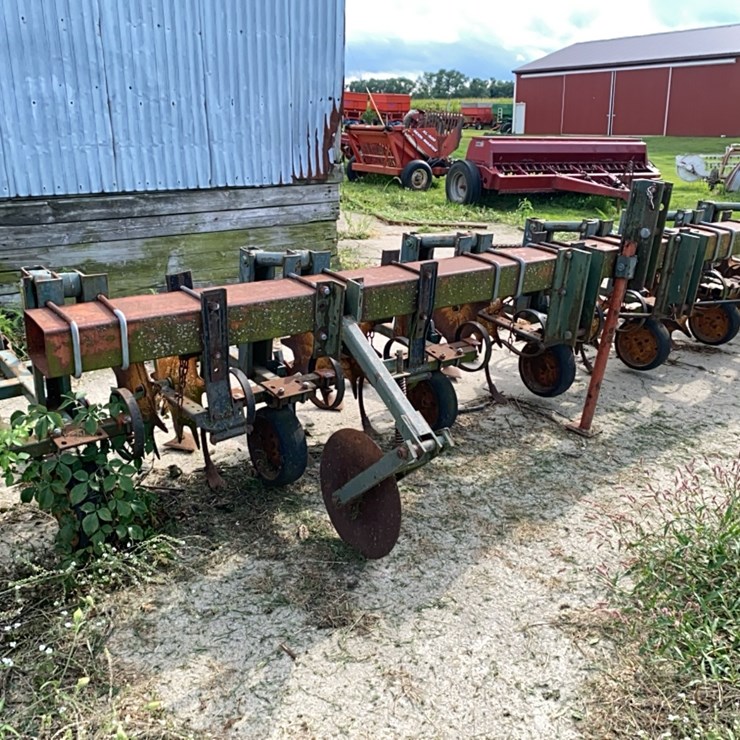 Brillion Cultivator