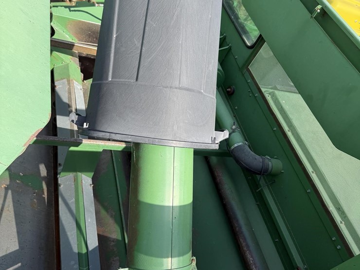 1983-john-deere-8820-image-26