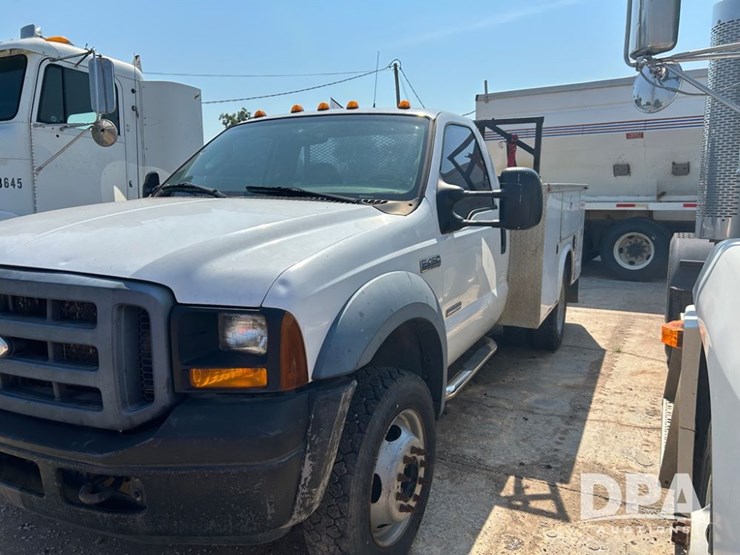 2006-ford-f450-xl-image-2