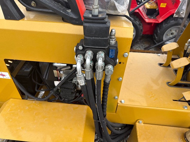 #220-•-#26496-•-unused-agt-krw23-compact-wheel-loader-image-14