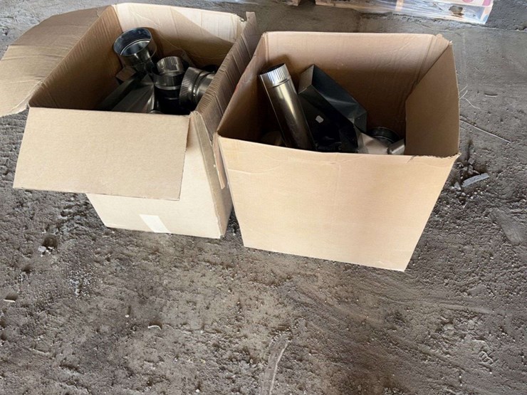 (2)-boxes-of-floor-vent-parts-and-piping ,-buying-all-for-one-money-image-2
