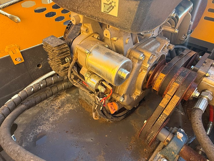 #145-•-#30306-•-2025-sdlool-sl1000-vibratory-compactor-inv#:-30306-image-11