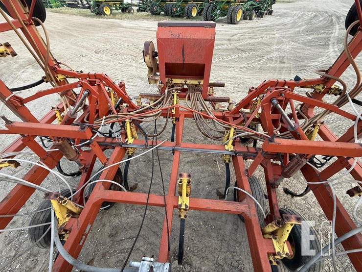 2007-bourgault-9200-image-26