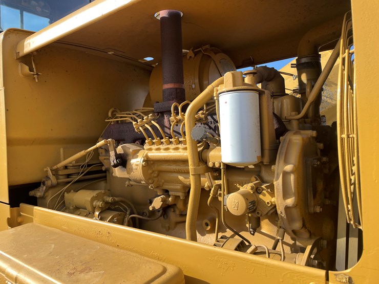#2026-•-cat-no.12-road-grader-image-20