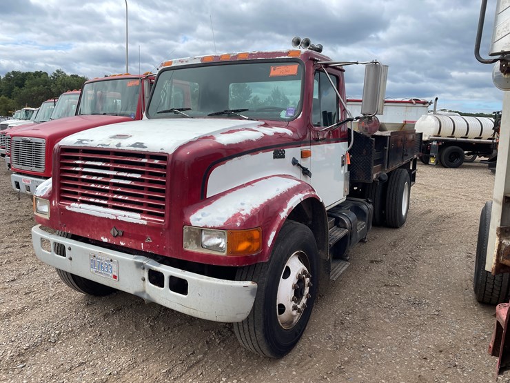 1995-international-4900-image-1