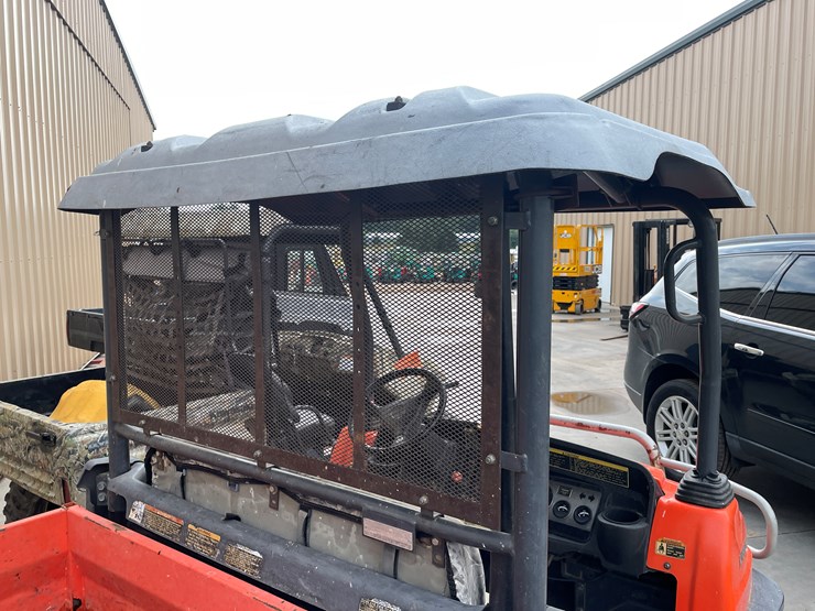 2023-kubota-rtv900-image-5