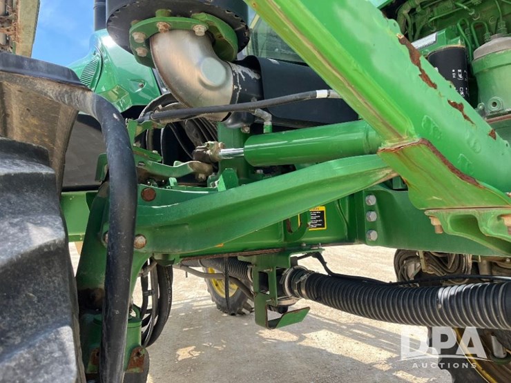 2014-john-deere-r4038-image-35