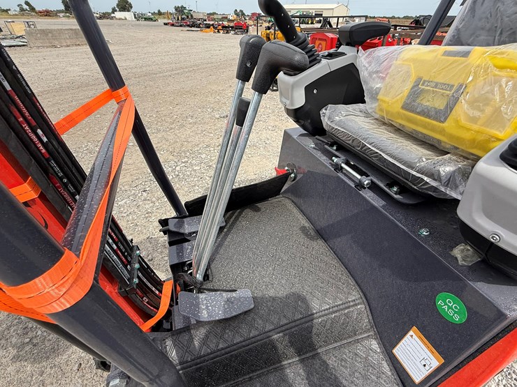 #220-•-#26485-•-unused-cfg-mx15rx-mini-excavator-image-37
