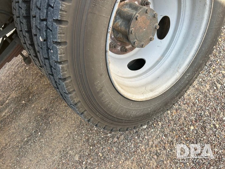 2012-ford-f450-image-13