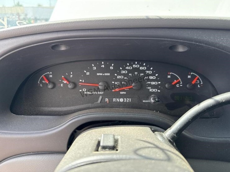 2006-ford-e450-image-23