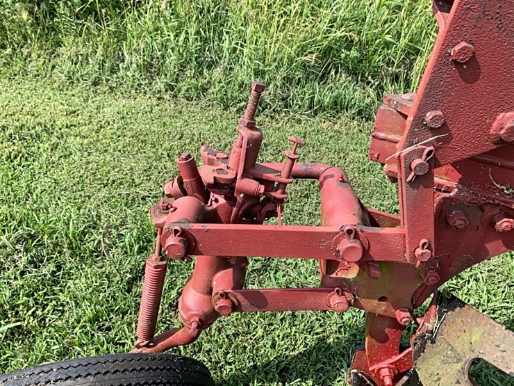 ih-plow-image-18