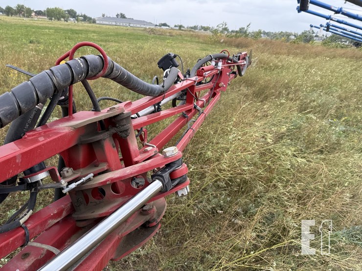 2020-case-ih-patriot-4440-image-66