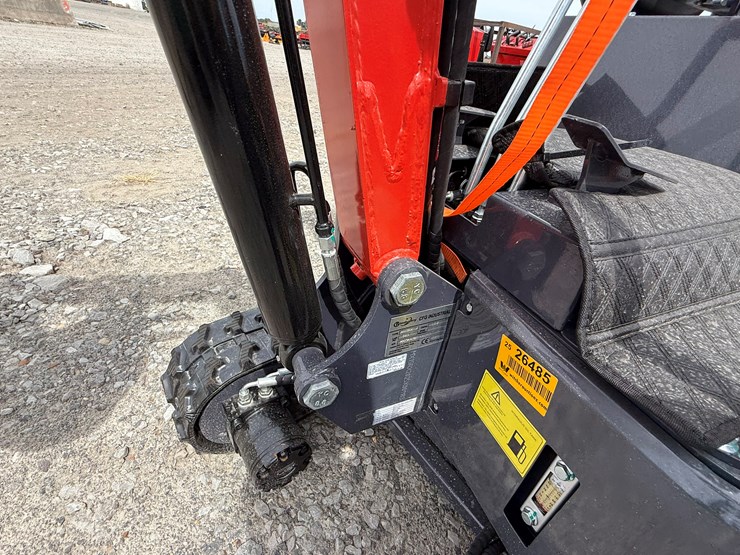 #220-•-#26485-•-unused-cfg-mx15rx-mini-excavator-image-14