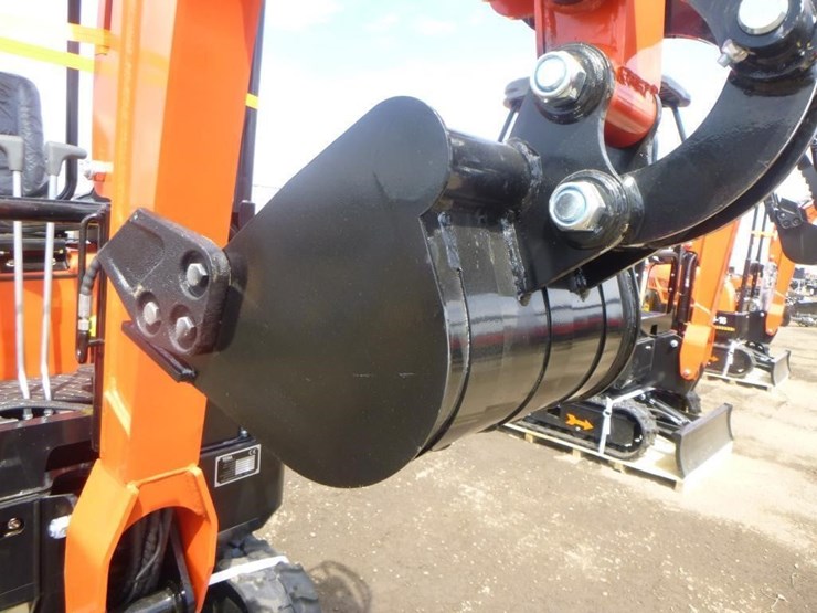 2025-tpm-16-hydraulic-excavator-image-8