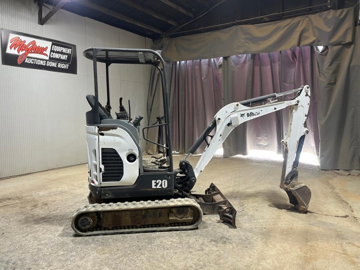 2016-bobcat-e20-image-7