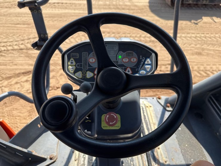 2016-hamm-hd+-120i-smooth-double-drum-roller-image-22