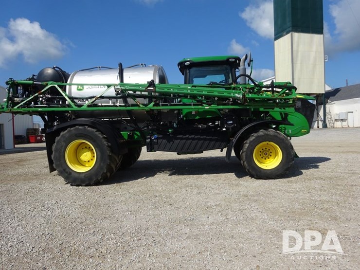 2019-john-deere-f4365-image-43