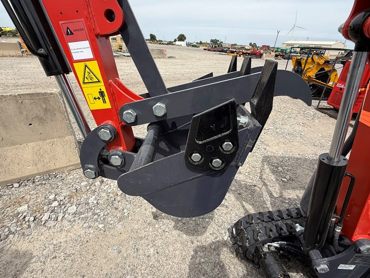 #220-•-#26485-•-unused-cfg-mx15rx-mini-excavator-image-18
