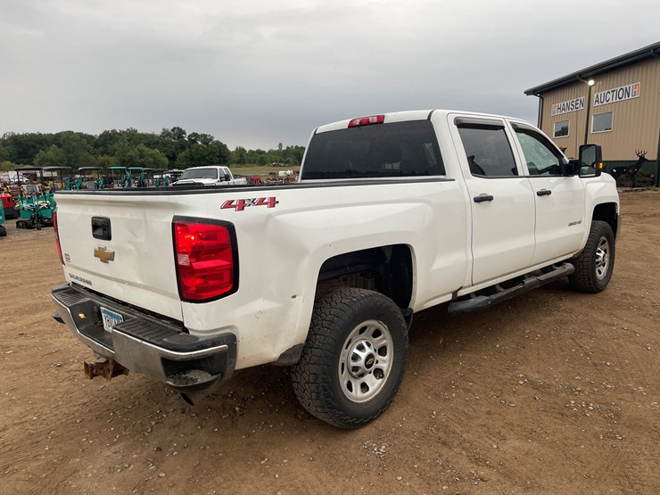 2019-chevrolet-silverado-3500-image-3