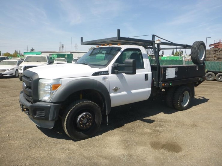 2012-ford-f550-image-1