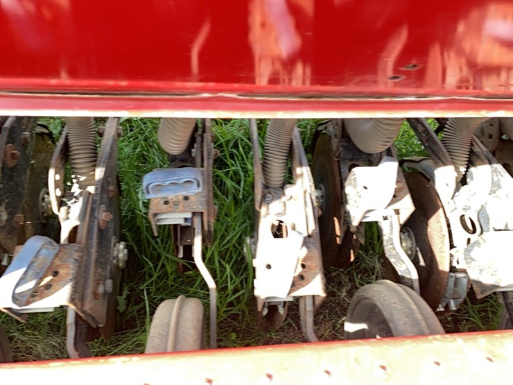 case-ih-5100-image-12