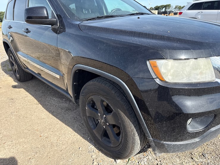 2013-jeep-grand-cherokee-image-14