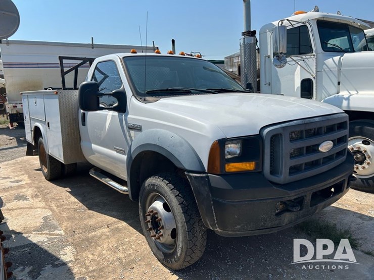 2006-ford-f450-xl-image-30