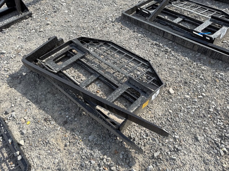 #2000-•-#26291-•-unused-giyi-gy-dhx-skid-steer-forks-image-3