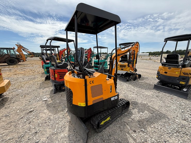 #220-•-#26538-•-unused-vicsec-vc15-mini-excavator-15j2507209-image-3