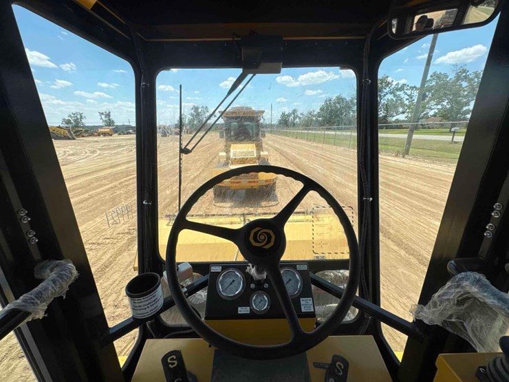 2021-smith-challenger-scm-400-sweeper-image-21