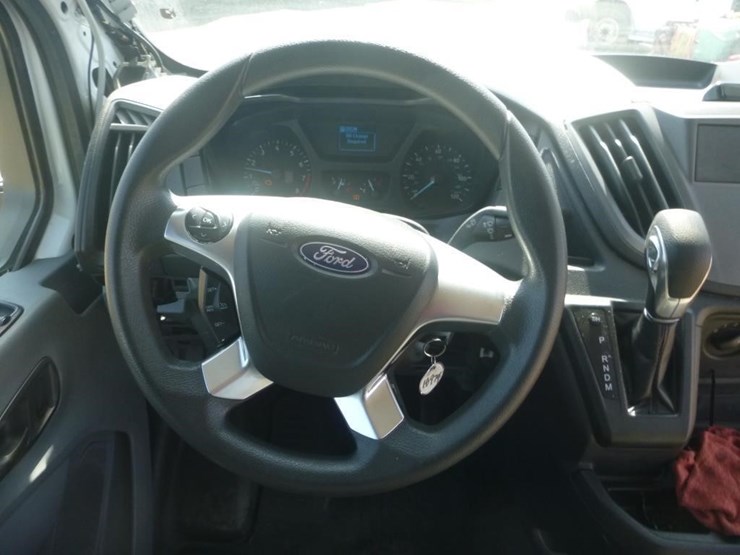 2018-ford-e350-image-11
