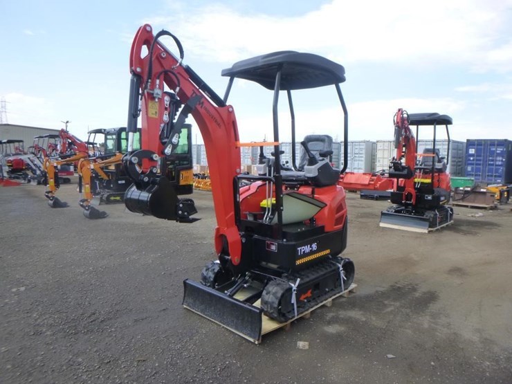 2025-tpm-16-hydraulic-excavator-image-1