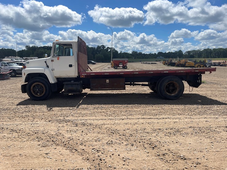 #2118-•-1997-ford-flatbed-truck-(has-mn-title)-image-2