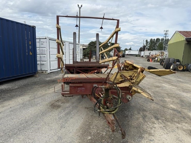 new-holland-1002-image-8
