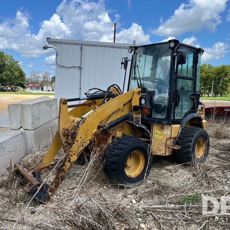 2015 CATERPILLAR 903C