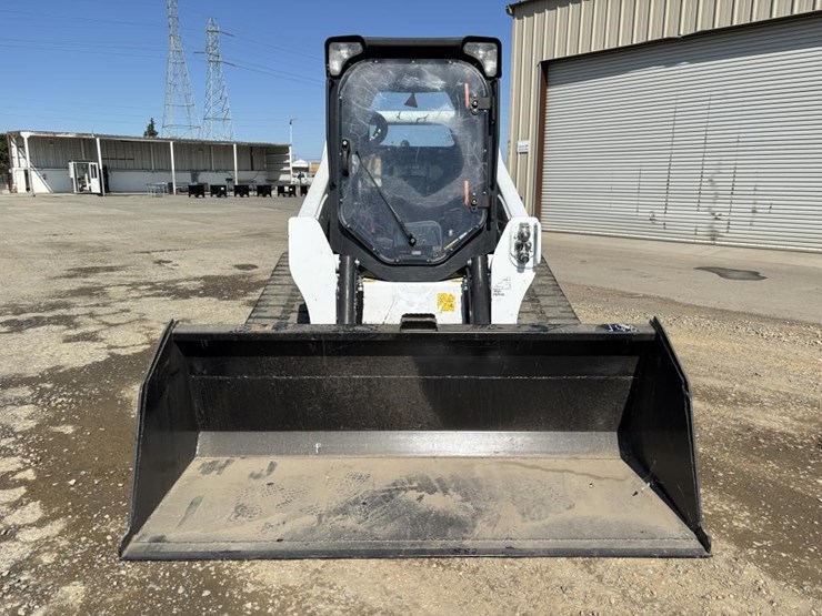 2024-bobcat-t770-image-6
