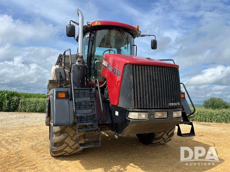 2015-case-ih-titan-4530-image-4