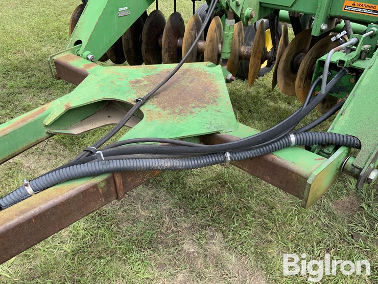 john-deere-630-image-14