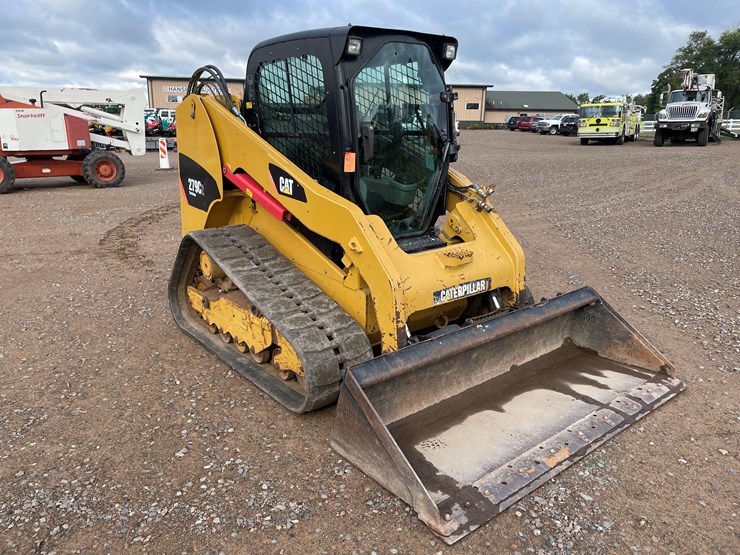 2012-caterpillar-279c2-image-4
